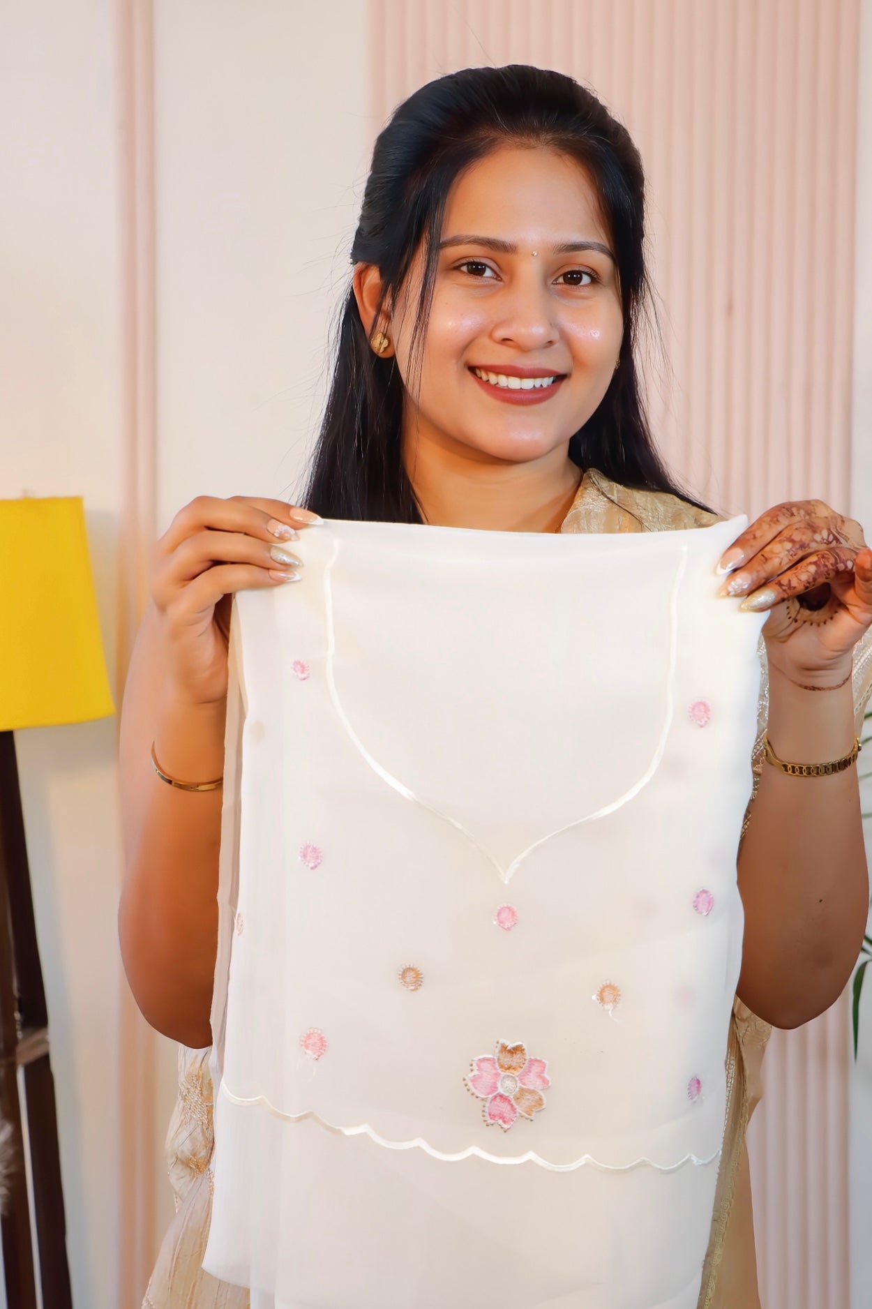 Elegant Cream Crust Saree