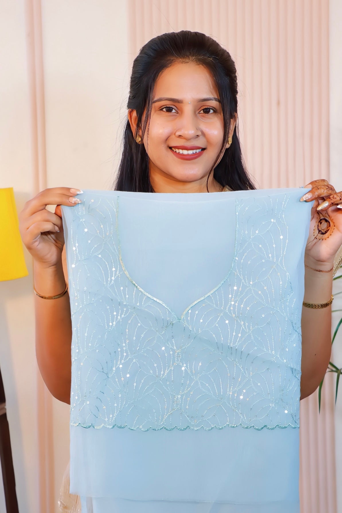 Elegant Crust Silk Saree