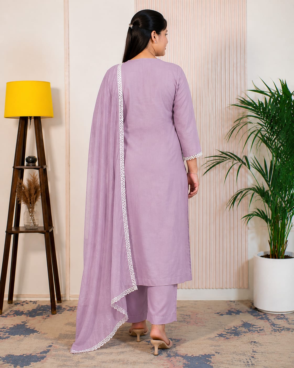 Lavender Grace Embroidered Kurta Set with Dupatta