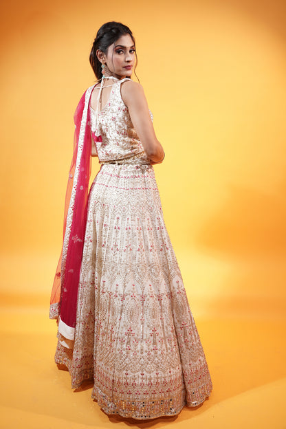 Off White Lehenga with Pink Dupatta