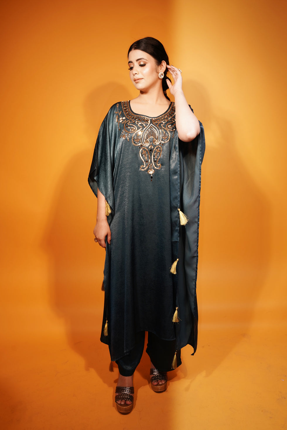 Micro Velvet Kaftan With pant