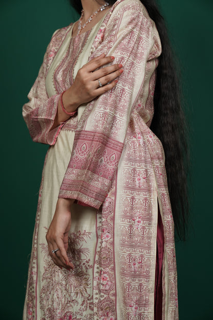 Ethereal Elegance – Kurti Set with Pant & Dupatta