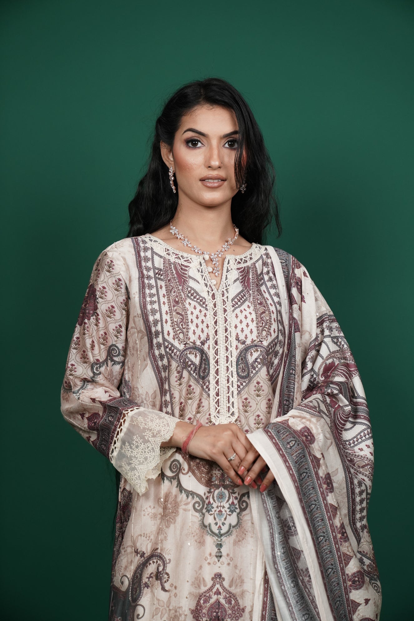 Elegance in Cream – Kurti Set with Pant & Dupatta
