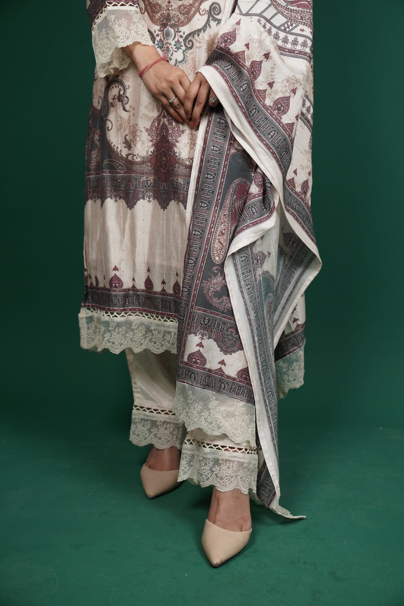Elegance in Cream – Kurti Set with Pant & Dupatta