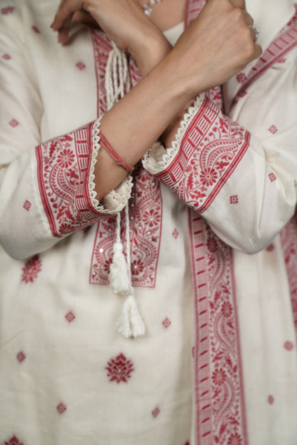 Elegant Thread Embroidered Kurti Set – White & Maroon