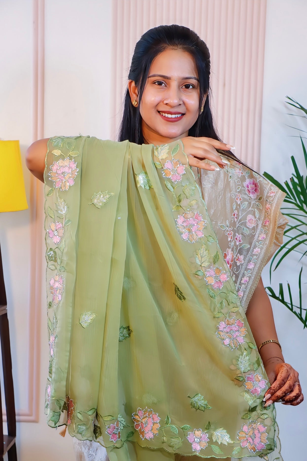 Elegant Pista Green Crust Saree