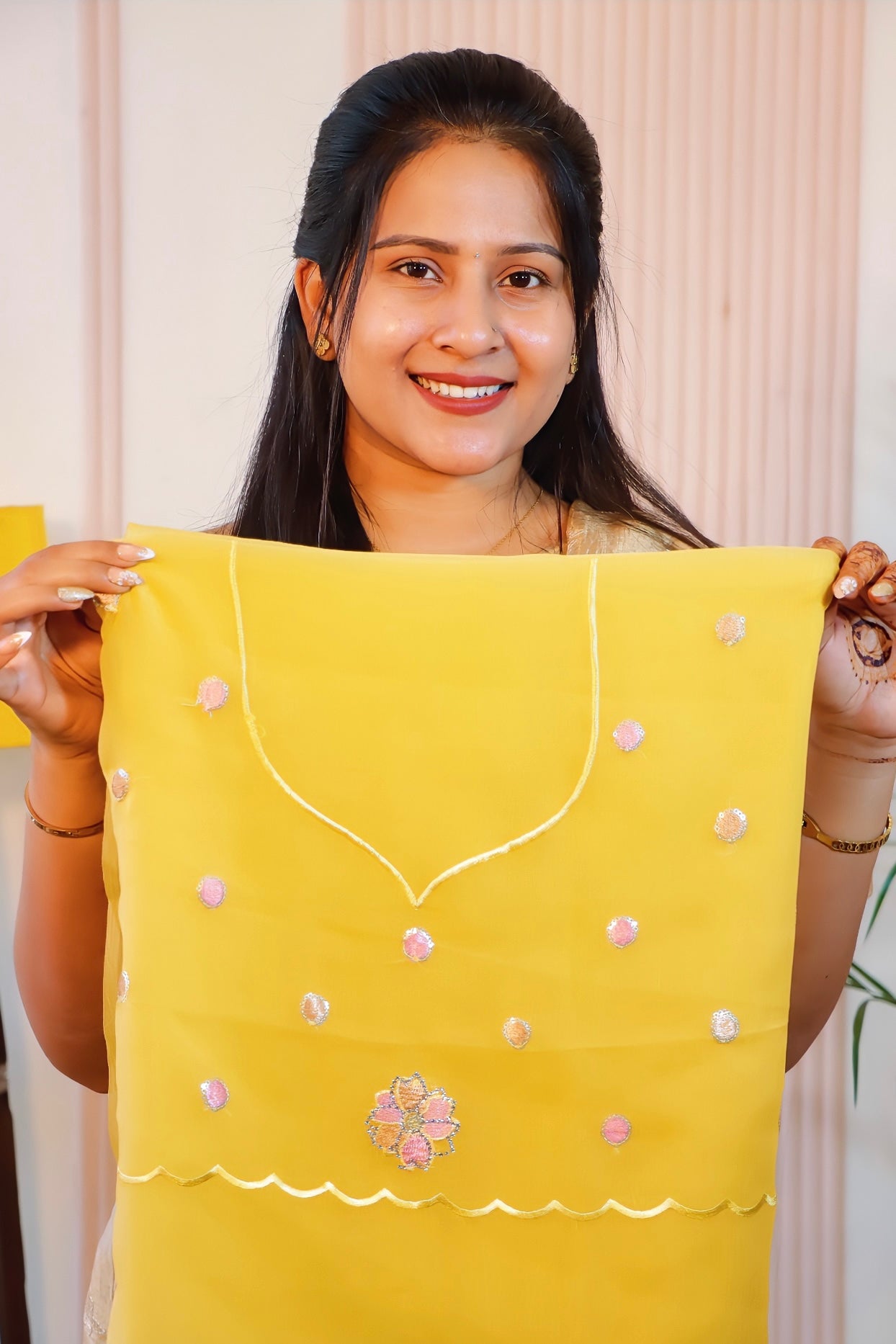 Elegant Yellow Crust Saree