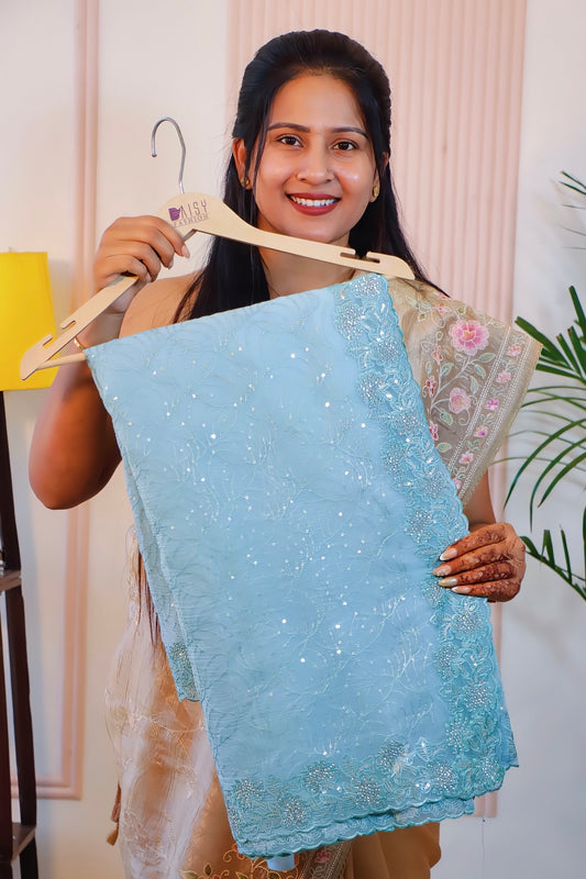 Elegant Crust Silk Saree