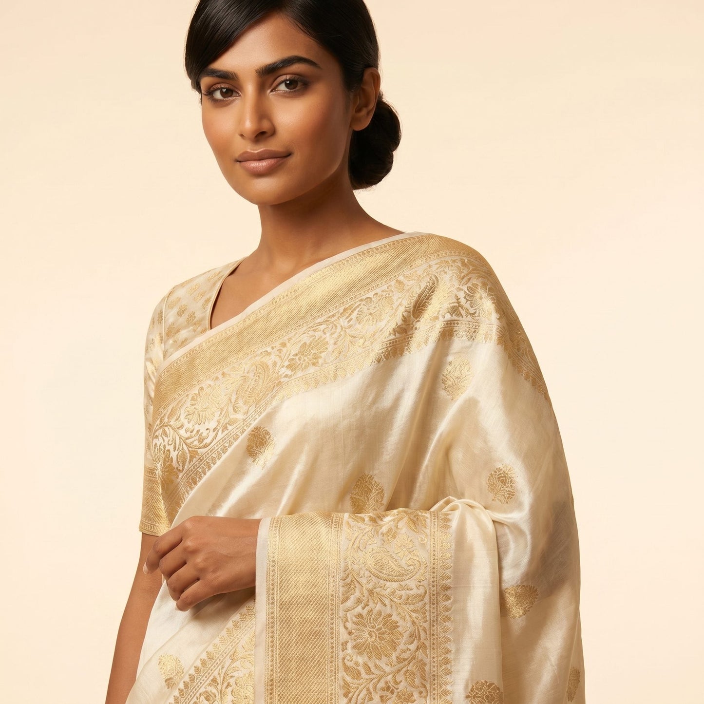 Off-White Silk Saree on model - detail